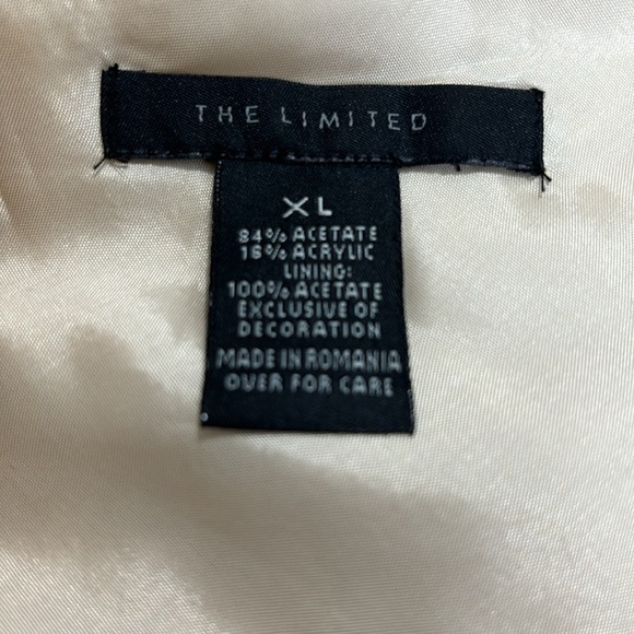 THE LIMITED Vintage Cream Top and Skirt Set - Picture 6 of 8